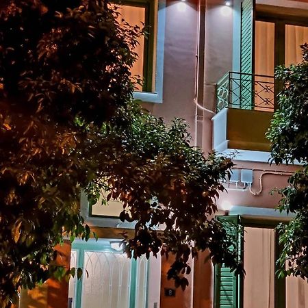 City Break Metro Ambelokipi أثينا المظهر الخارجي الصورة